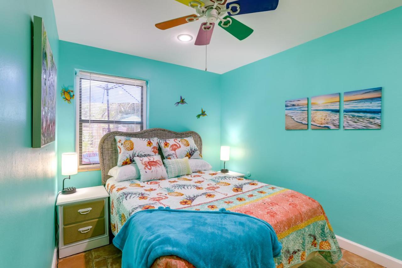 Colorful Gulfport Home Walk To The Art District! São Petersburgo Exterior foto